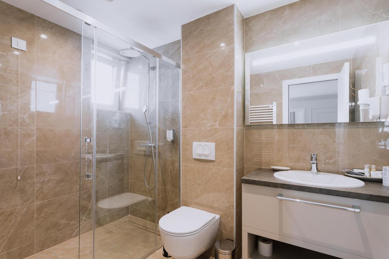 Hotel Divine Park Svilajnac Esterno foto